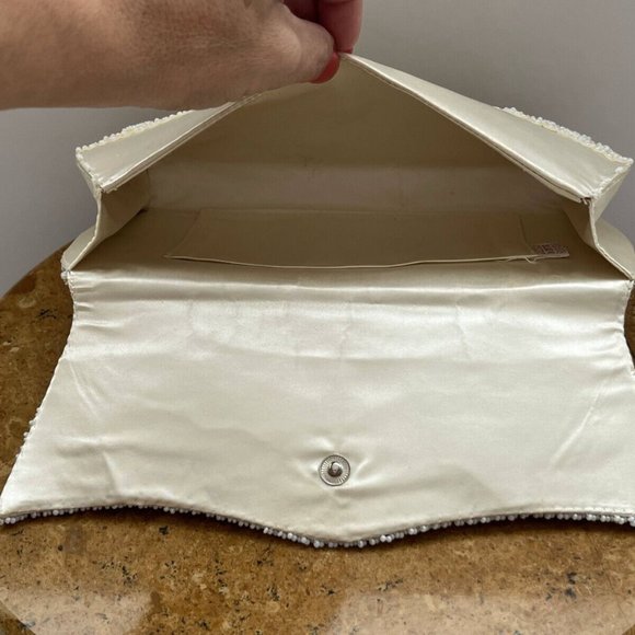 Vintage Stunning White Sequin Beaded Handmade Front Flap Clutch Purse Hong Kong - Picture 4 of 13